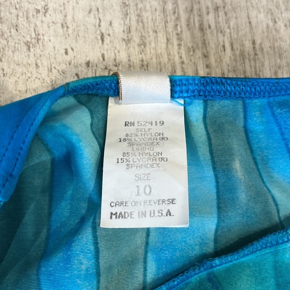 Sessa One Piece Aqua Swimsuit Size 10 - Picture 5 of 6